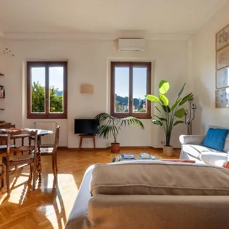 Apartamento Bright And Spacious Arno View Florença